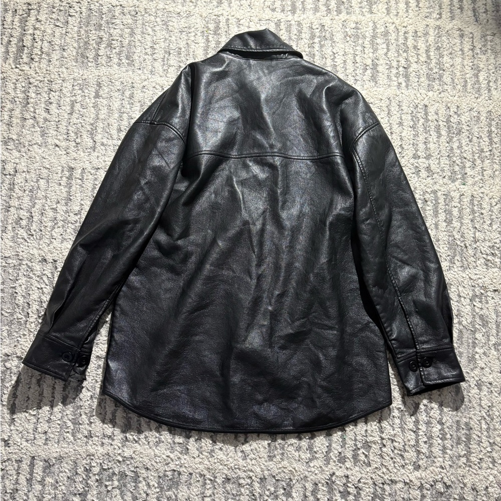 Babaton Aritzia Pelli black vegan leather shirt jacket size S - Picture 7 of 7